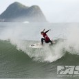 Lakey Peterson defeated World No. 2 Sally Fitzgibbons in the third round for a berth in the quarterfinals. (ASP/Robertson)