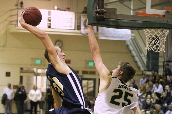 Zachary Shugart dunks against Santa Barbara High