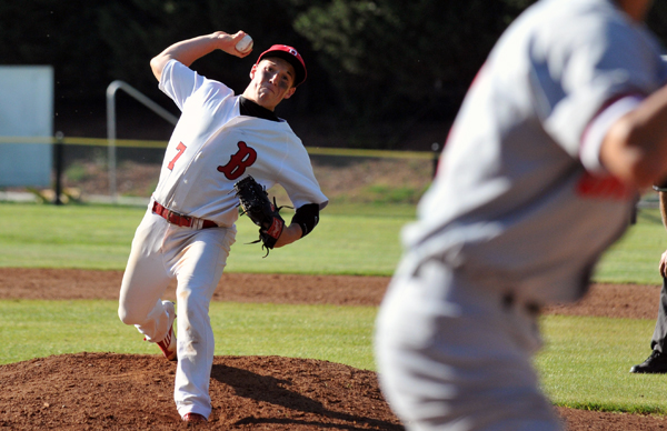 Jack Gregson delivers a pitch in Tuesday's victory over Carpinteria