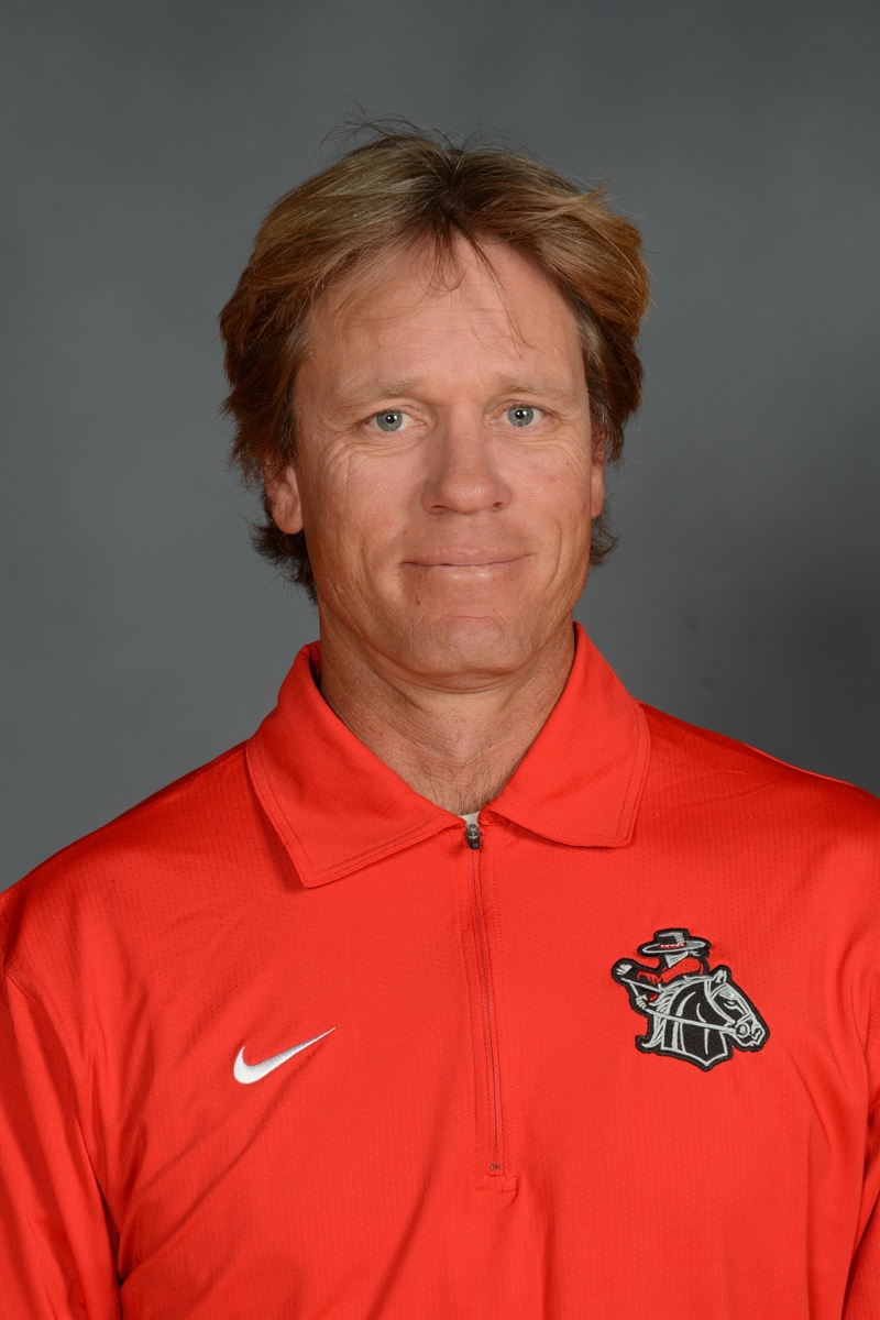 Lance Kronberg is named women's tennis coach at SBCC.