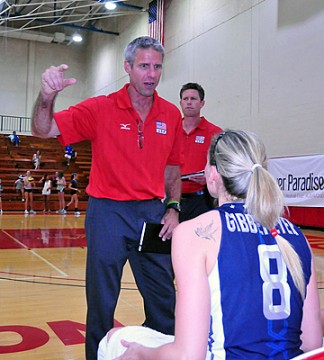 Karch Kiraly coaches up Lauren Gibbemeyer