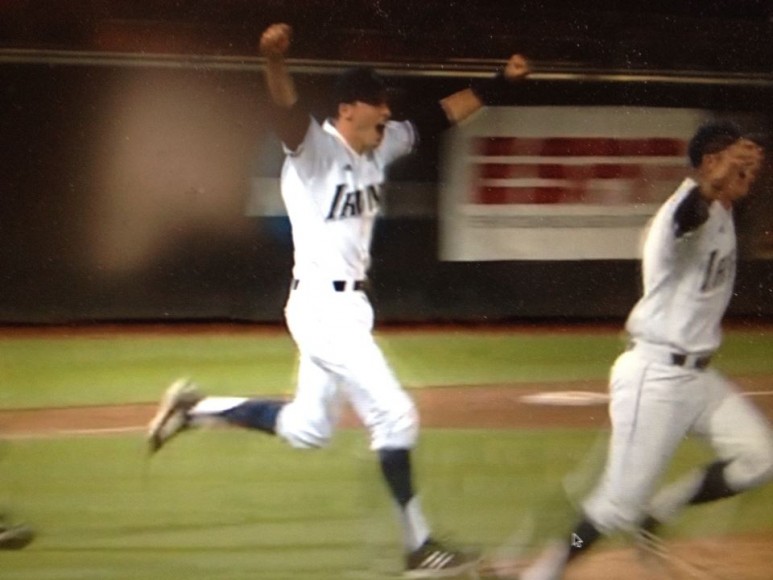 Johnny Brontsema runs on the field to celebrate with his UC Irvine teammates after the Anteaters beat Oklahoma State to advance to the College World Series.