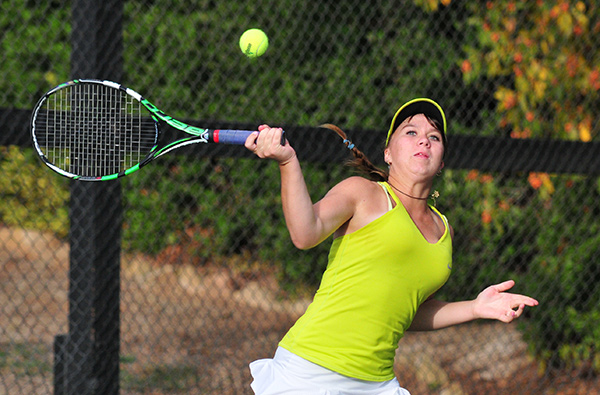 Summer Garrison won her three singles matches at the CIF Regional Tournament in Carpinteria.