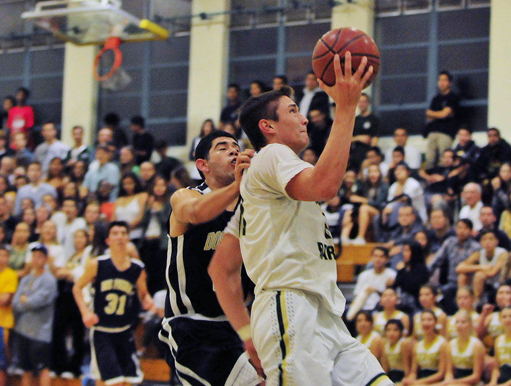 Bolden Brace goes up for a layup on a fastbreak in Wednesday's game. (Presidio Sports Photo)