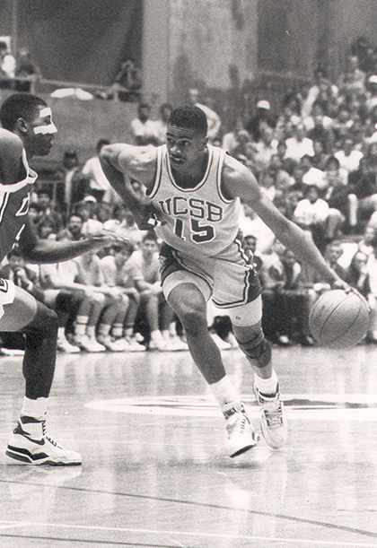 UCSB's Carrick HeHart faces UNLV's Greg Anthony in a packed Thunderdome. (UCSB Athletics Photo)